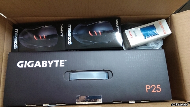 [資展] 遊戲筆電 P25K 簡單開箱