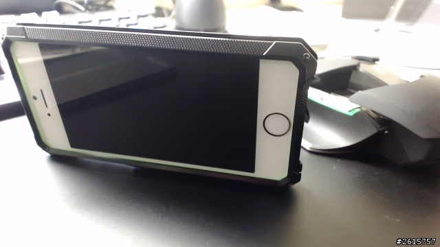 [開箱] Razer iphone 5 protection frame 與香檳金的邂逅