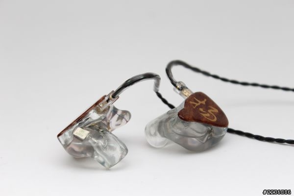 VE Stage 3木紋客製化耳機開箱( 12/27 更新聽感 )