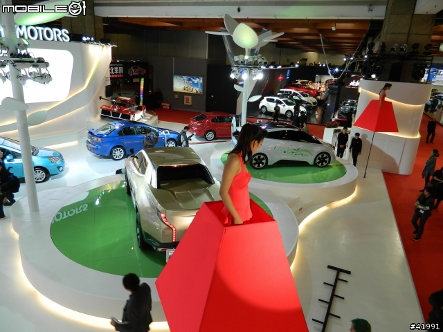 2014 Mitsubishi車展記者會....與伊林名模第一次的親密接觸