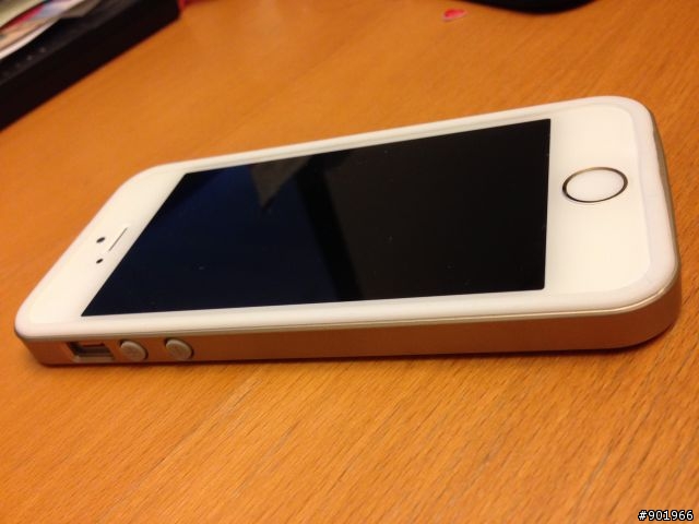 自己心目中最適合金色iphone的邊框
