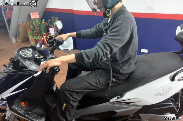 [開箱]穩特固機車無線電MR100+分享