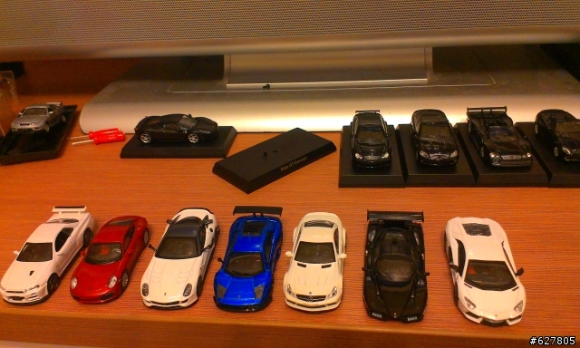 【不專業開箱】KYOSHO 1:64 SKYLINE R-34 [12P]
