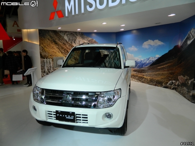 2014 Mitsubishi車展記者會....與伊林名模第一次的親密接觸