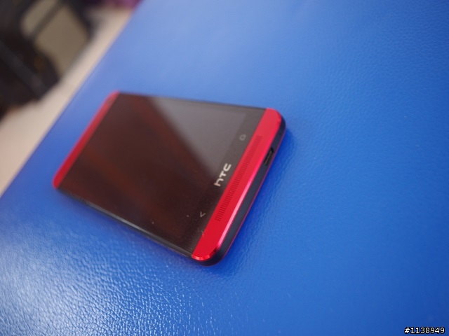 HTC ONE MAX開箱.....