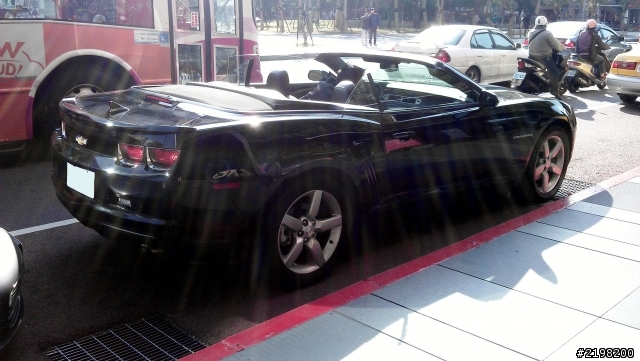 巧遇敞篷大黃蜂《Chevrole敞篷Camaro》