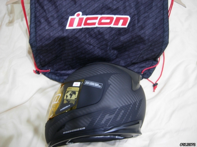 [開箱] icon AIRFRAME GHOST CARBON