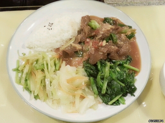 里洋輕食--很不錯的簡餐，推
