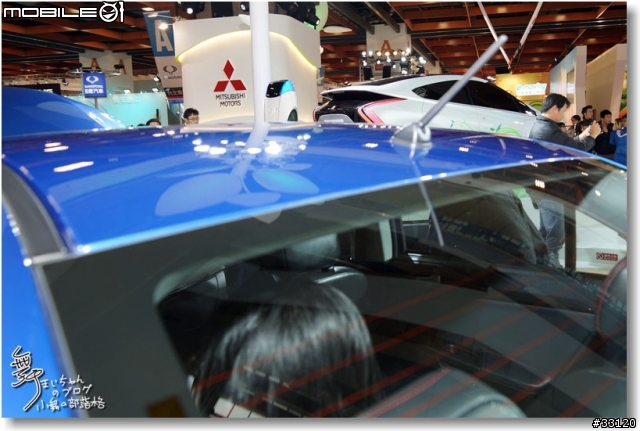 【2014台北車展】Mitsubishi車展特派員現場一直被擠到角落的側面報導