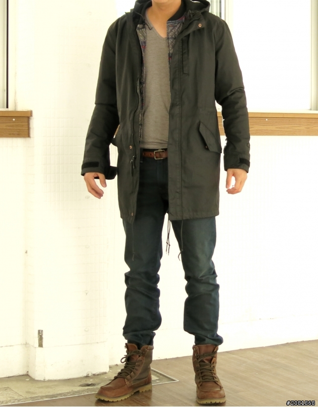 [分享] Levi's 長版防風大衣