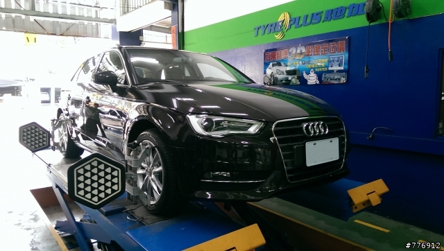 AUDI A3 1.8T雙色內裝入庫