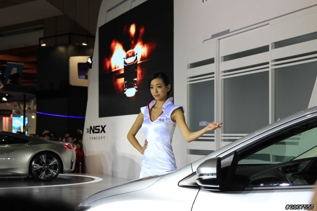 分享~2014台北車展車模