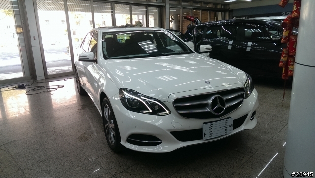 [開箱]E200 Avantgarde+智慧型頭燈+V-KOOL隔熱紙+MIO行車紀錄器安裝