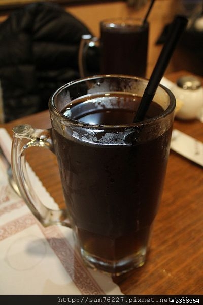 [食記] 新竹東區 鄉田牛排館 大口喝茶吃肉的好地方