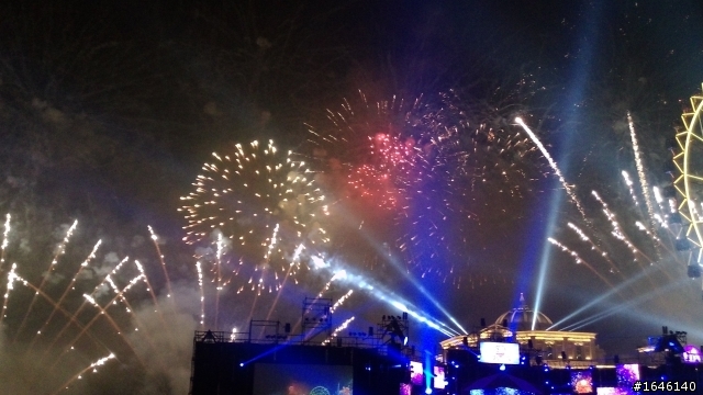 Asus New padfone infinity (A86) 2014紫耀義大煙火秀