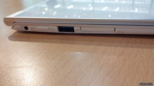 {開箱} 剛買不久的acer s7 簡單心得