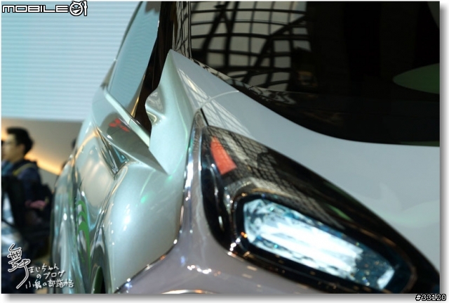 【2014台北車展】Mitsubishi車展特派員現場一直被擠到角落的側面報導