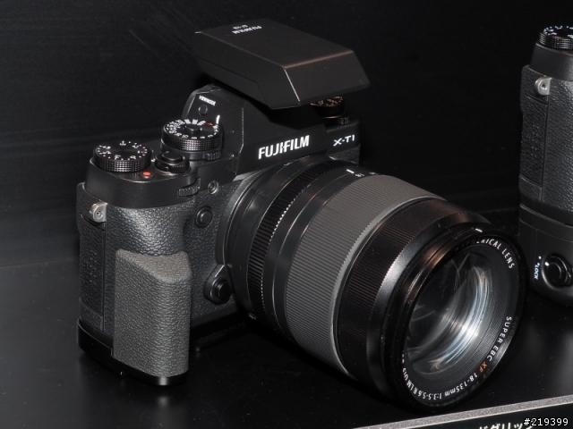 日本官網 FUJIFILM X-T1 新機亮相