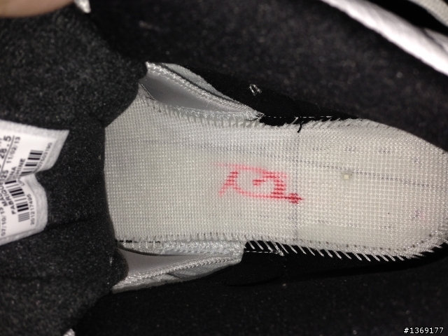 jordan12代taxi  真偽鑑定