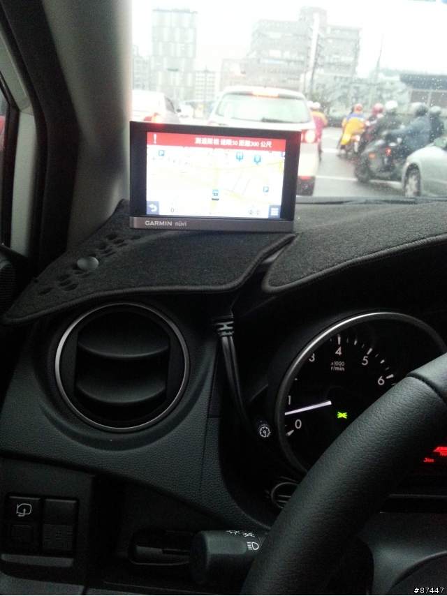 New mazda 5 (2013/12) 北區開箱、grand livina 1.8關箱