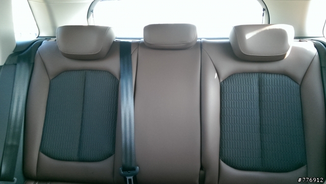 AUDI A3 1.8T雙色內裝入庫