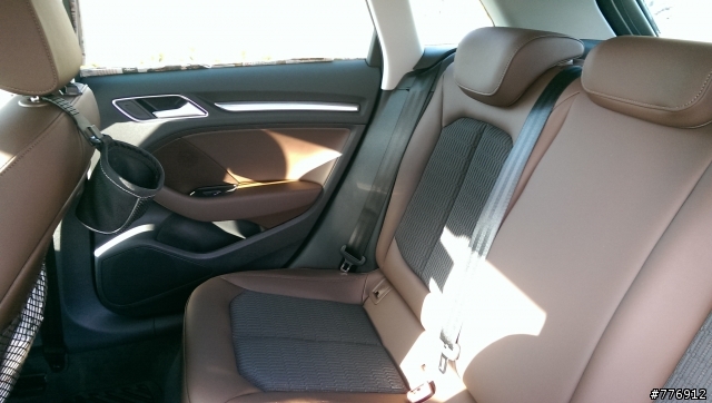AUDI A3 1.8T雙色內裝入庫