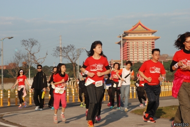 2014 1/11 無嘴貓路跑