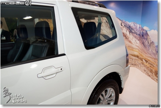 【2014台北車展】Mitsubishi車展特派員現場一直被擠到角落的側面報導