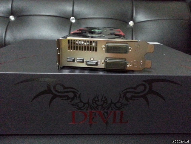 [簡單開箱]憾訊R9-270X 惡魔版