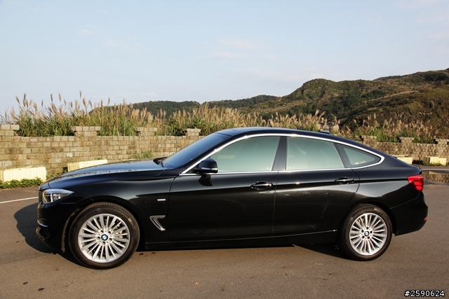 【賞車開箱】BMW 320i 3GT (F34) 開箱分享