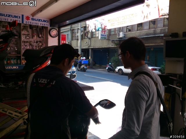 201401 Suzuki NEX 神車駕到&購車心路歷程...店家小經歷(新莊金旺昌、重輪suzuki、五郎安全帽、可樂摩托精品、冠捷機車材料、金鈴suzuki、油購站、福昇機車材料)