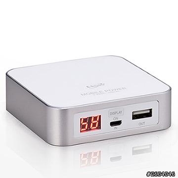 請問有人有用過E-books B5 鋁製液晶行動電源嗎