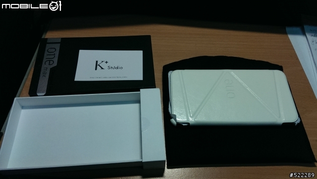 HTC One Max的首購禮開箱~比我想得漂亮很多!有人也收到了嗎?