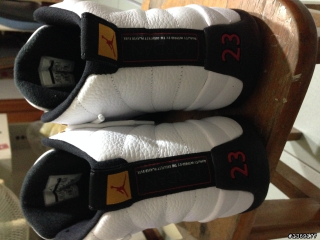 jordan12代taxi  真偽鑑定