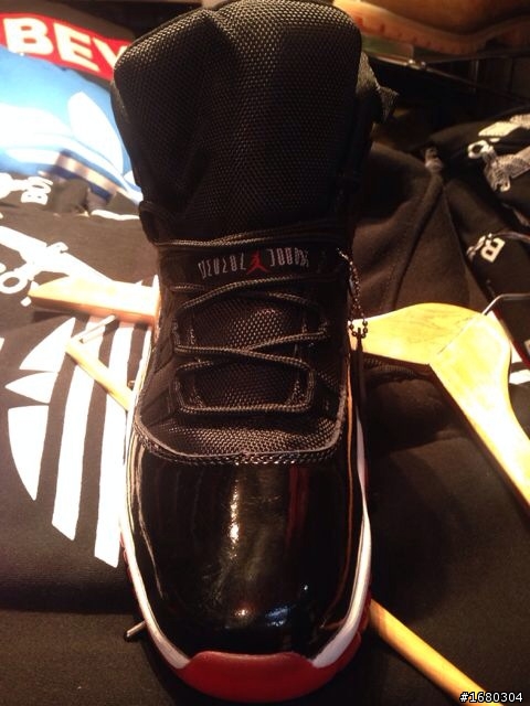 Jordan11麻煩大家幫忙辨識真偽