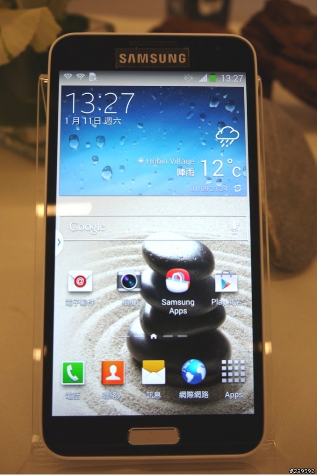 Samsung GALAXY J  魅力美型鑑賞會