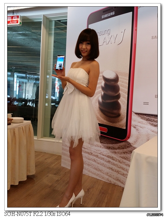 [同樂會心得] 簡約風格、創意服務--Samsung Galaxy J~