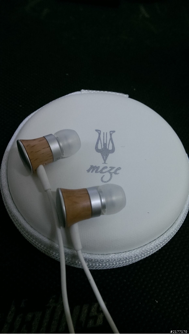 繼Meze 11 Classics 之後全新的Meze 11 DECO