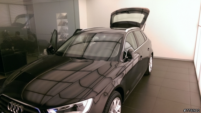 AUDI A3 1.8T雙色內裝入庫