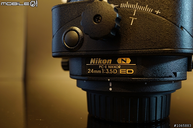 第一次的開箱文 D610 + PC-E 24mm F3.5 移軸鏡 + 饅頭包 Manfrotto Shoulder Bag VIII