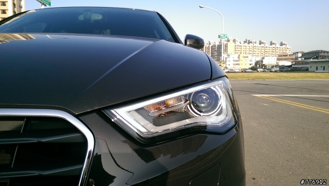 AUDI A3 1.8T雙色內裝入庫