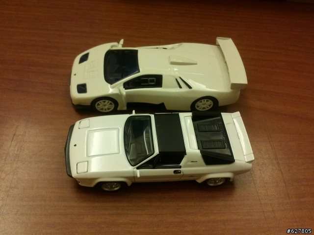 【不專業開箱】1/64 CM's Lamborghini  Silhouette