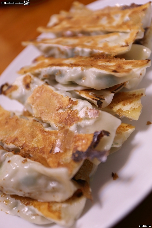 士林的隱藏美食-及品鍋貼水餃