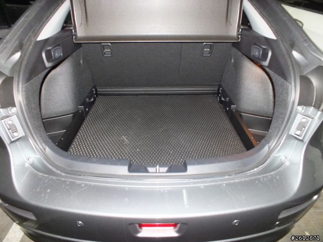 Lancer Sportback(掠影灰) 開箱 - 我竟然成為進口車主