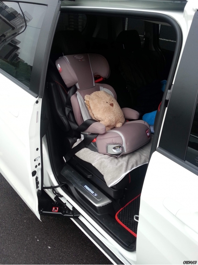 New mazda 5 (2013/12) 北區開箱、grand livina 1.8關箱