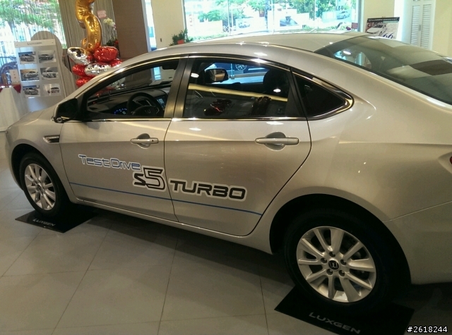 前往納廠試乘S5Turbo