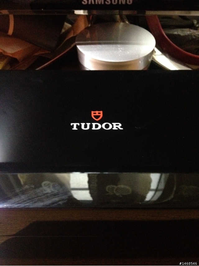 遲了快1年的40歲禮物TUDOR 79220R 開箱