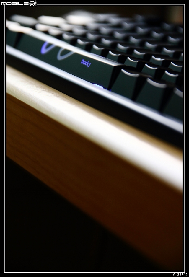 [開箱分享] Ducky Shine 3 DK9008 藍光/青軸/中文...
