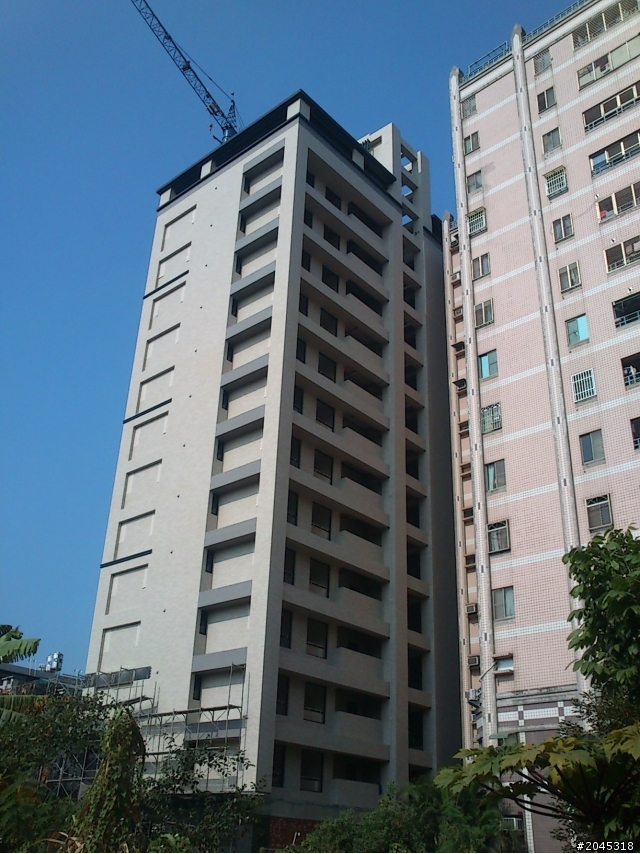 前鎮鎮海路82巷大樓建案
