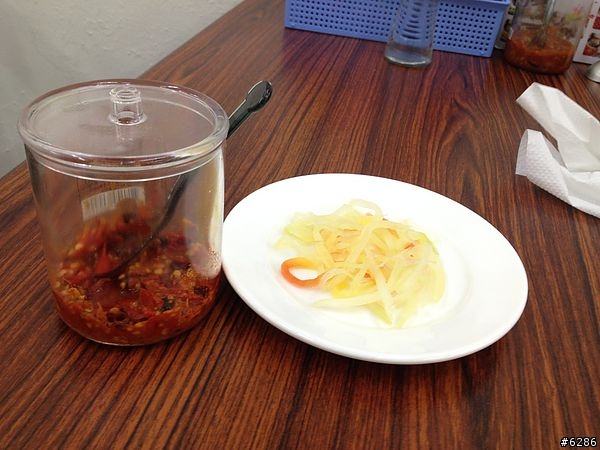[食記] 台南新化排骨麵(新市店)